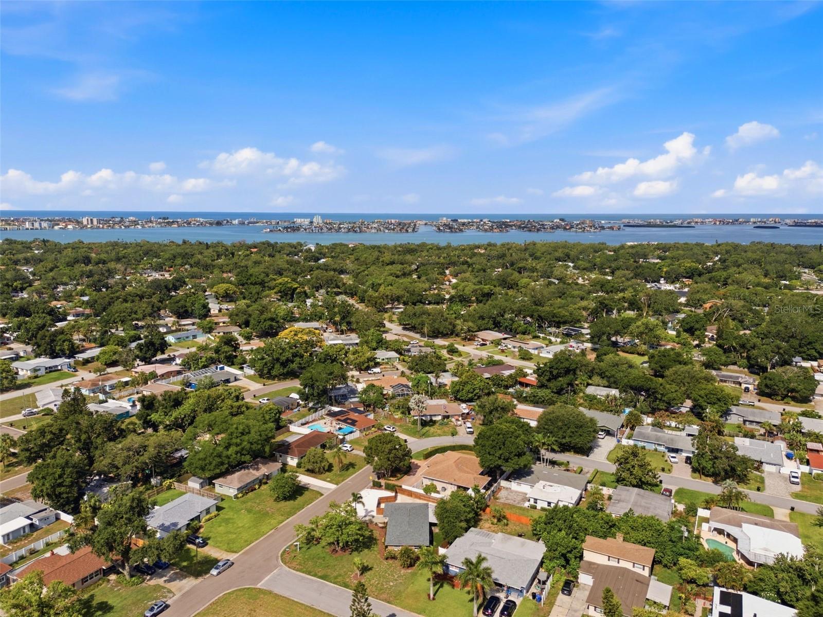 JUNGLE COUNTRY CLUB 4TH ADD - Residential