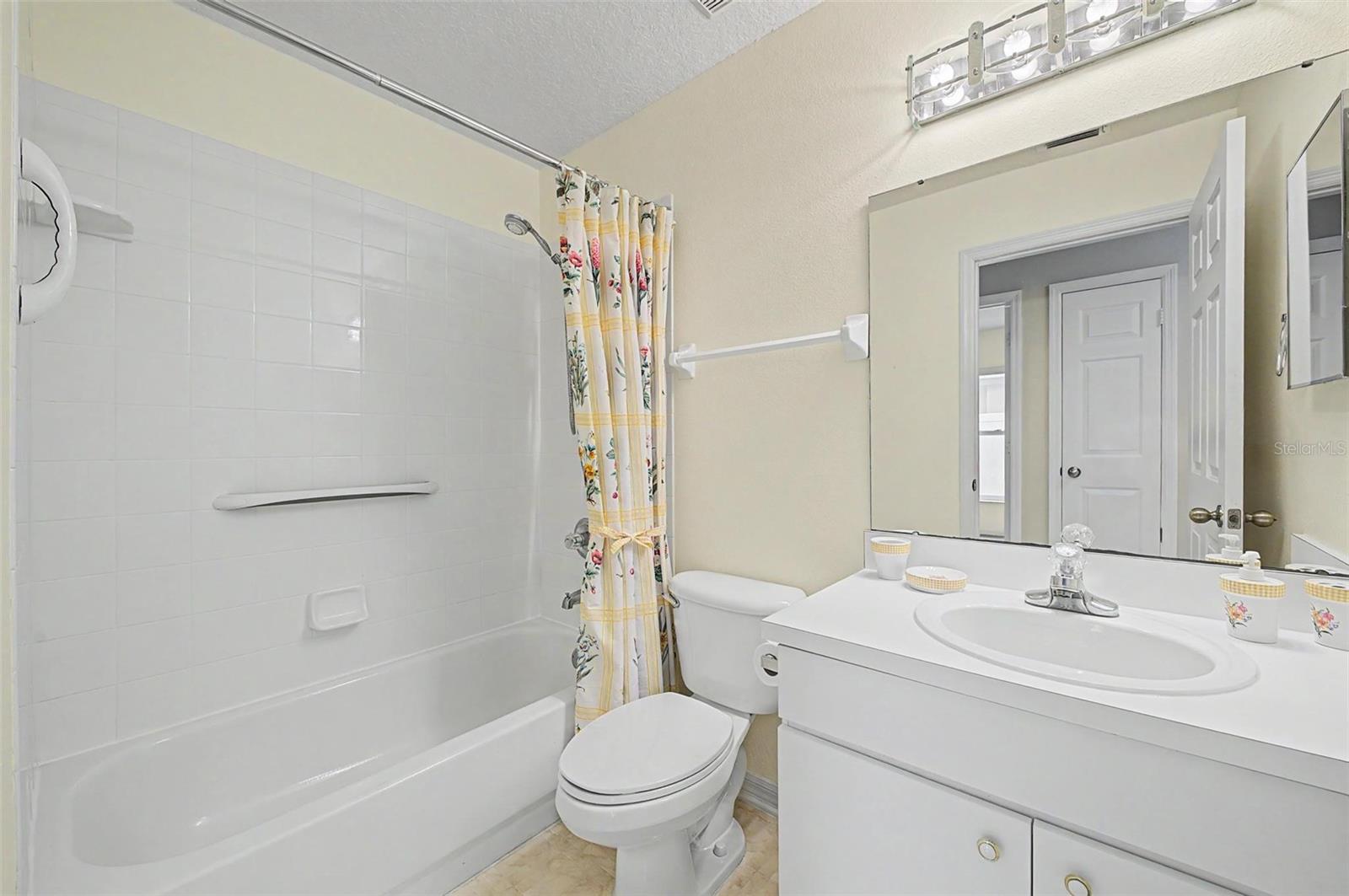 BEACON SQUARE - Residential