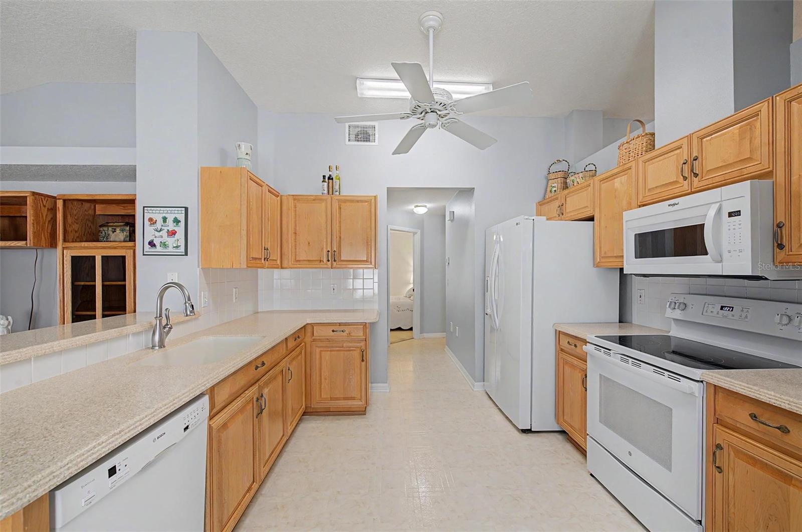 BEACON SQUARE - Residential