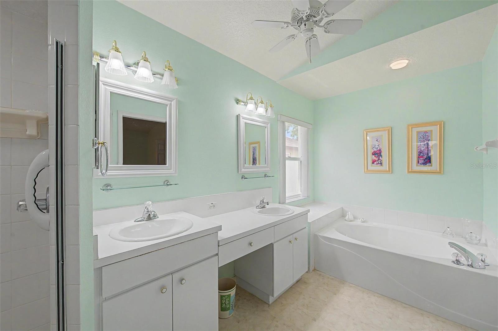 BEACON SQUARE - Residential