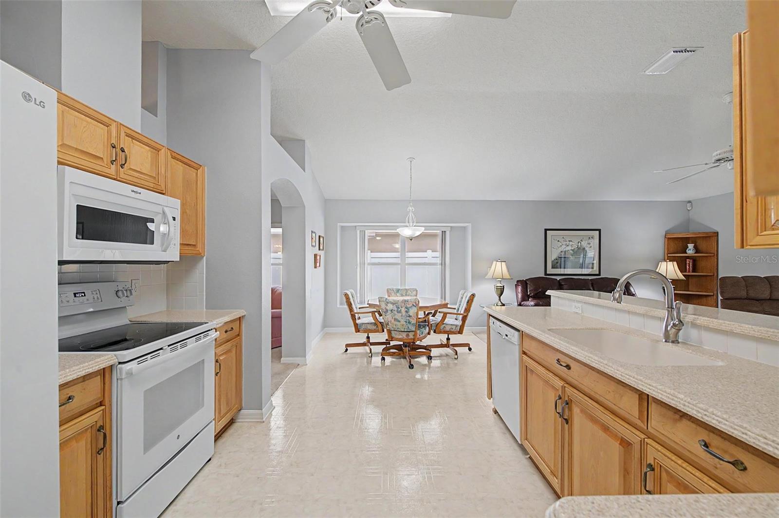 BEACON SQUARE - Residential