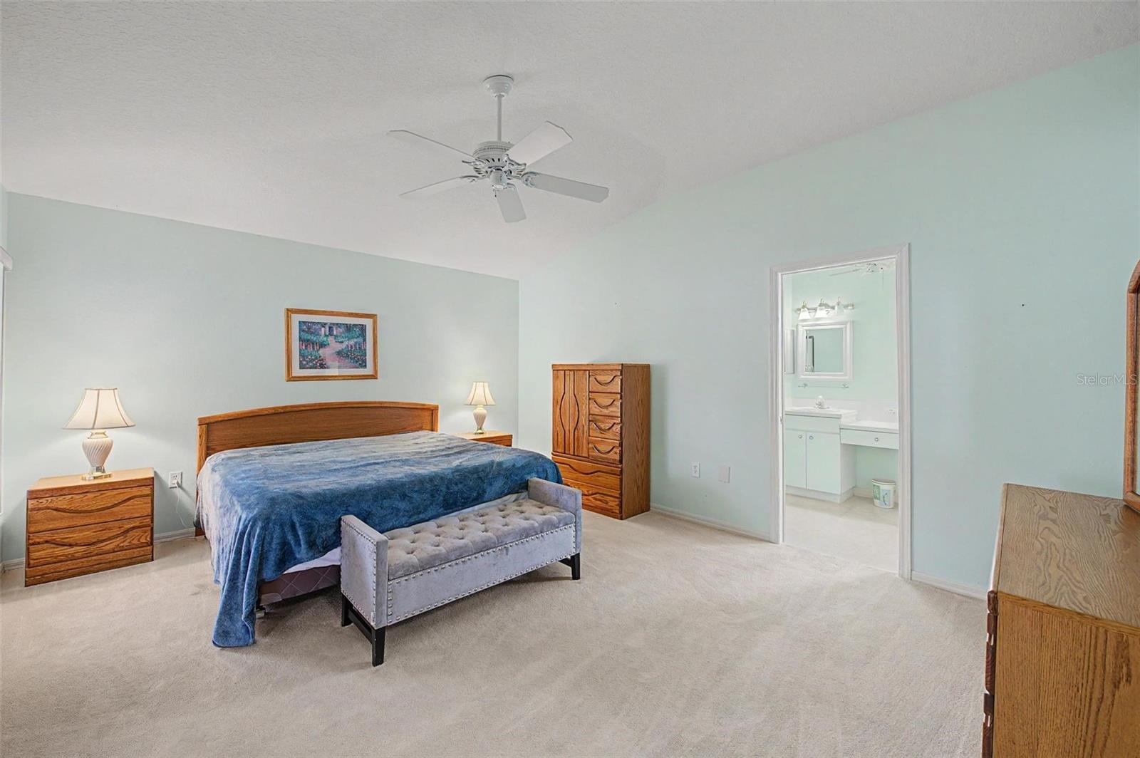 BEACON SQUARE - Residential