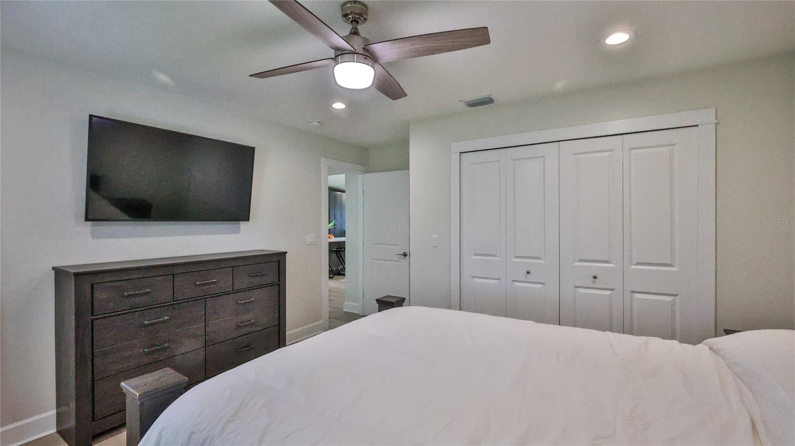 Florida Shores 01 - Residential