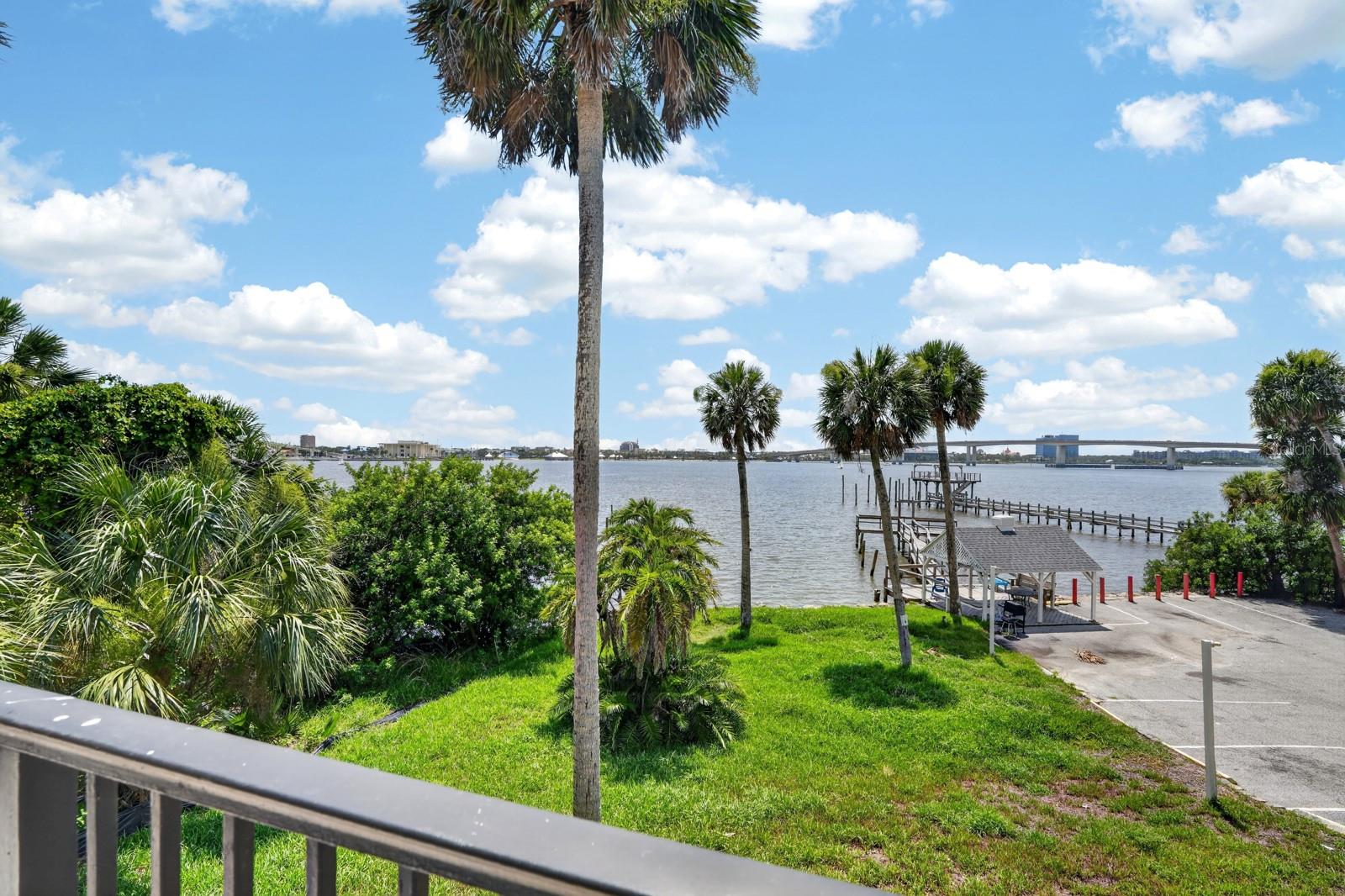 HARBOURSIDE SUNSETS CONDO - Residential