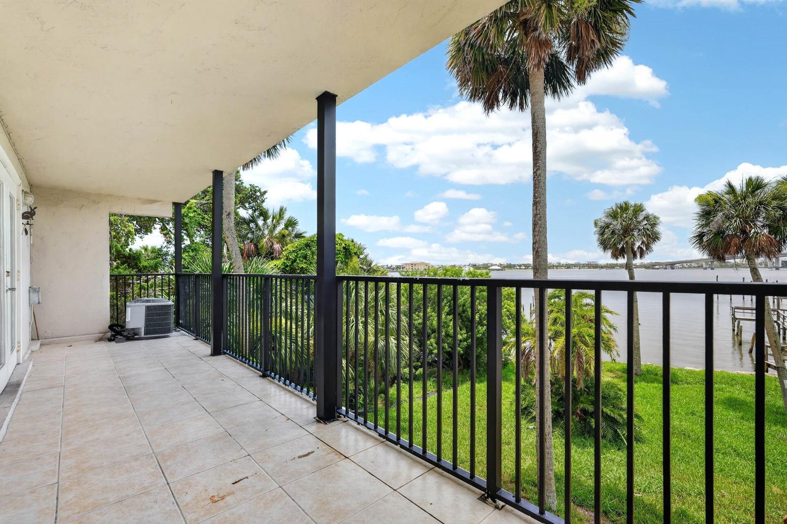 HARBOURSIDE SUNSETS CONDO - Residential