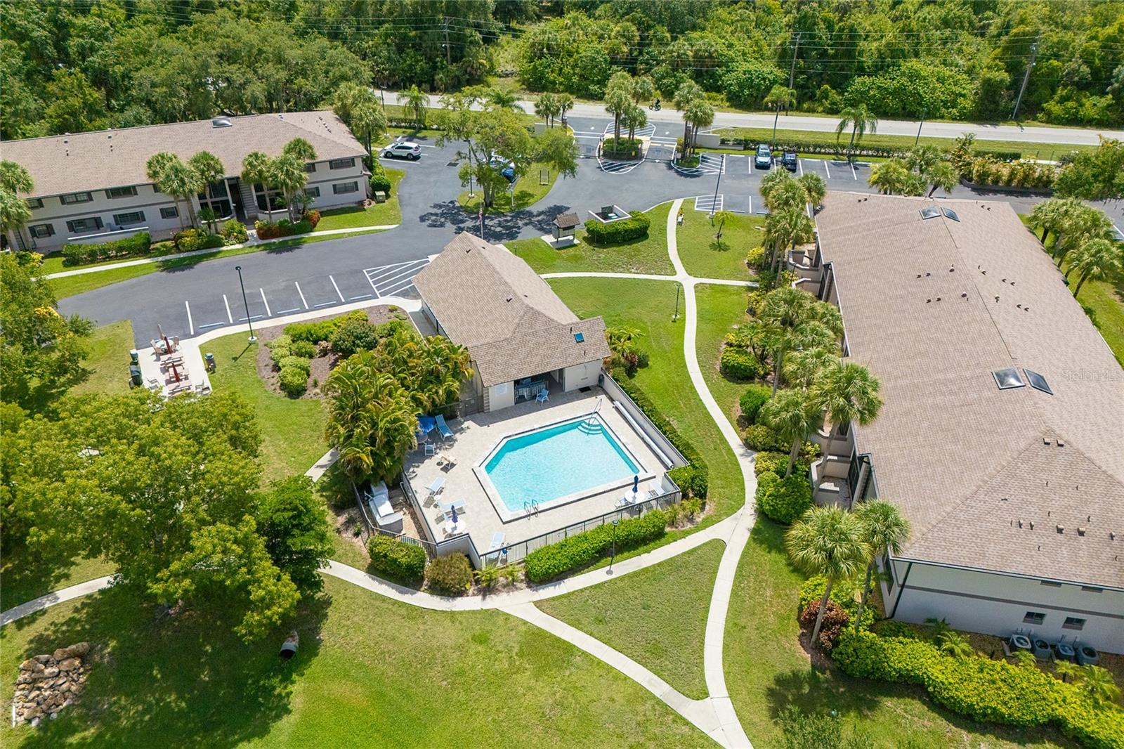 OAK FORREST - Residential