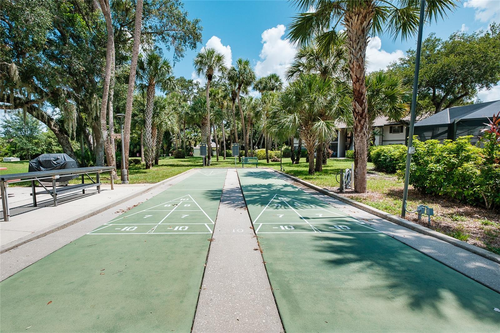 OAK FORREST - Residential
