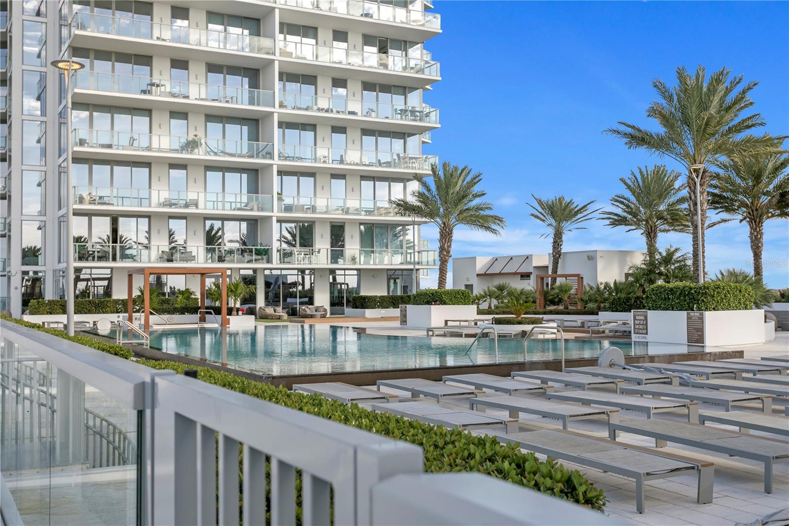 MARINA POINTE EAST - Residential