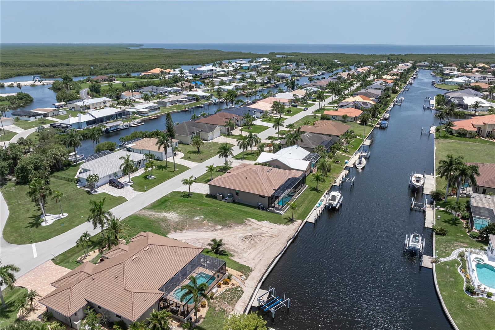PUNTA GORDA ISLES SEC 14 - Land