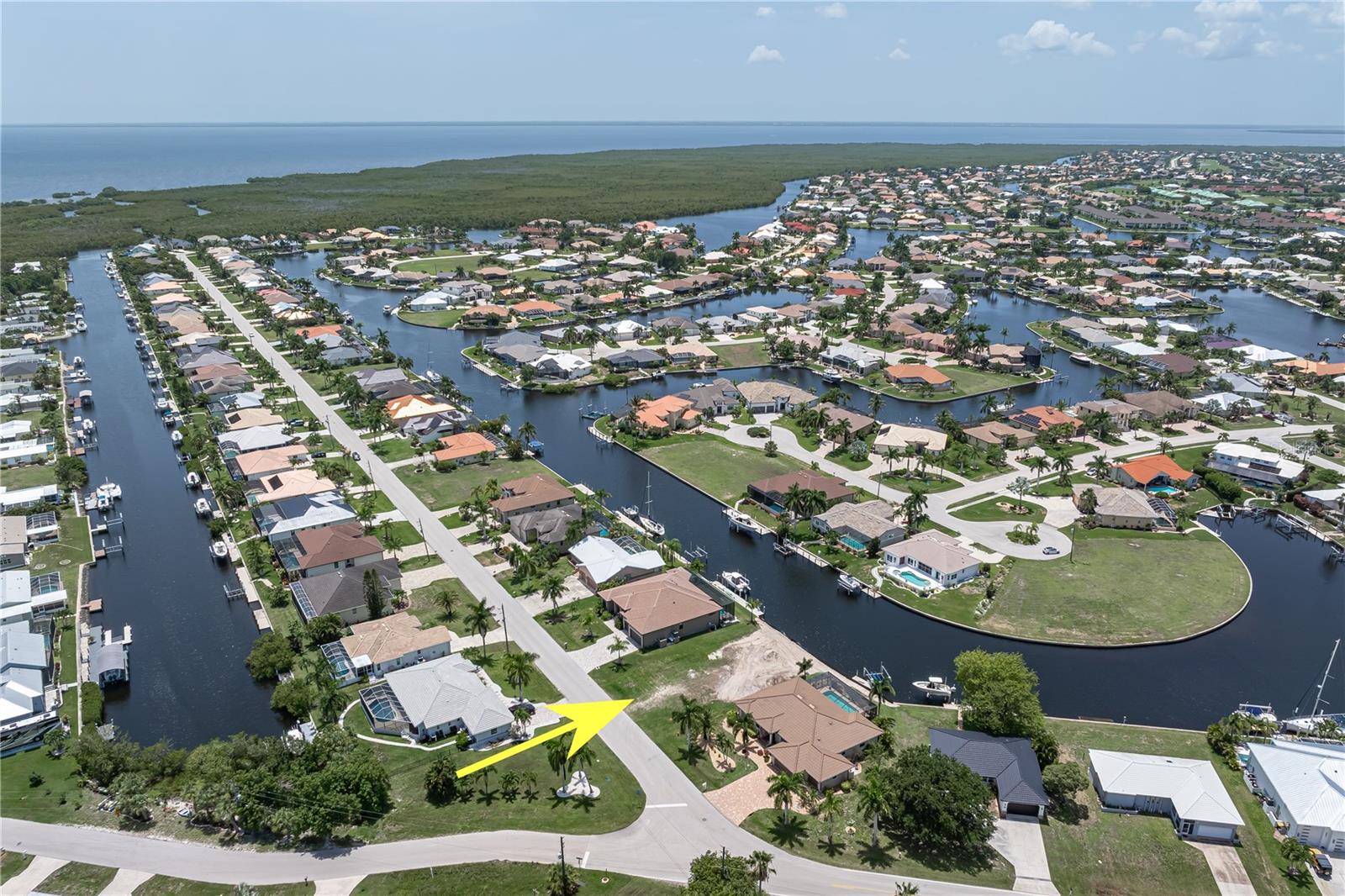 PUNTA GORDA ISLES SEC 14 - Land