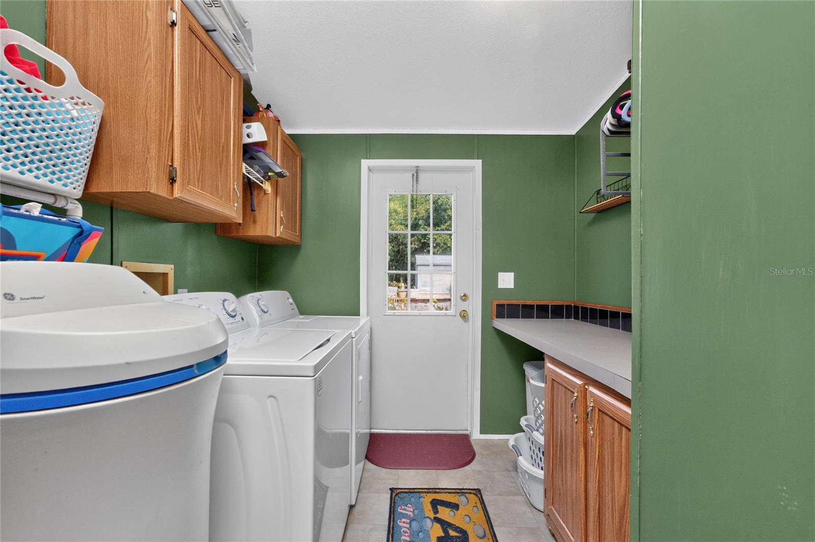 COUNTRY SHORES SEC 01 - Residential