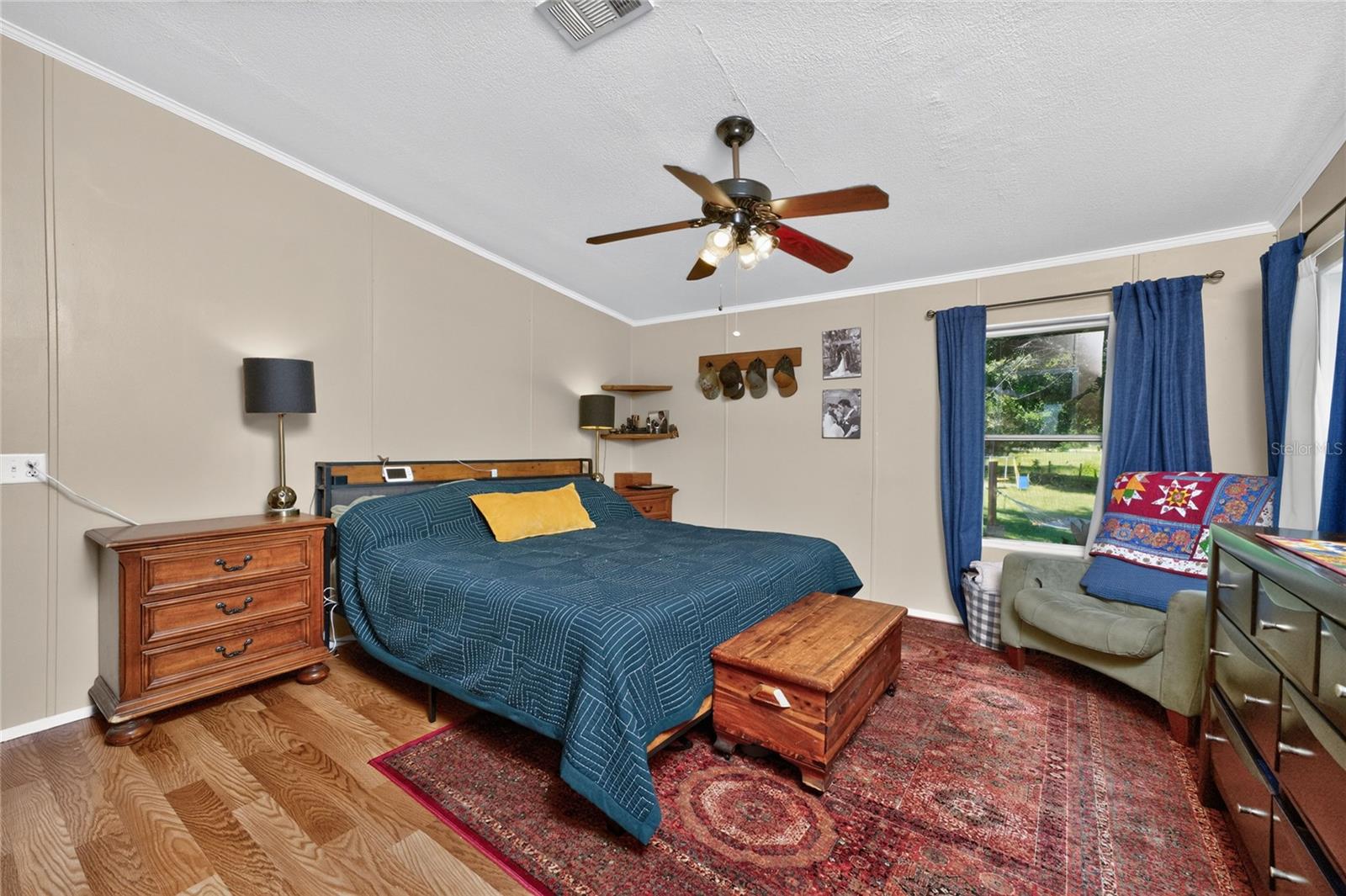 COUNTRY SHORES SEC 01 - Residential