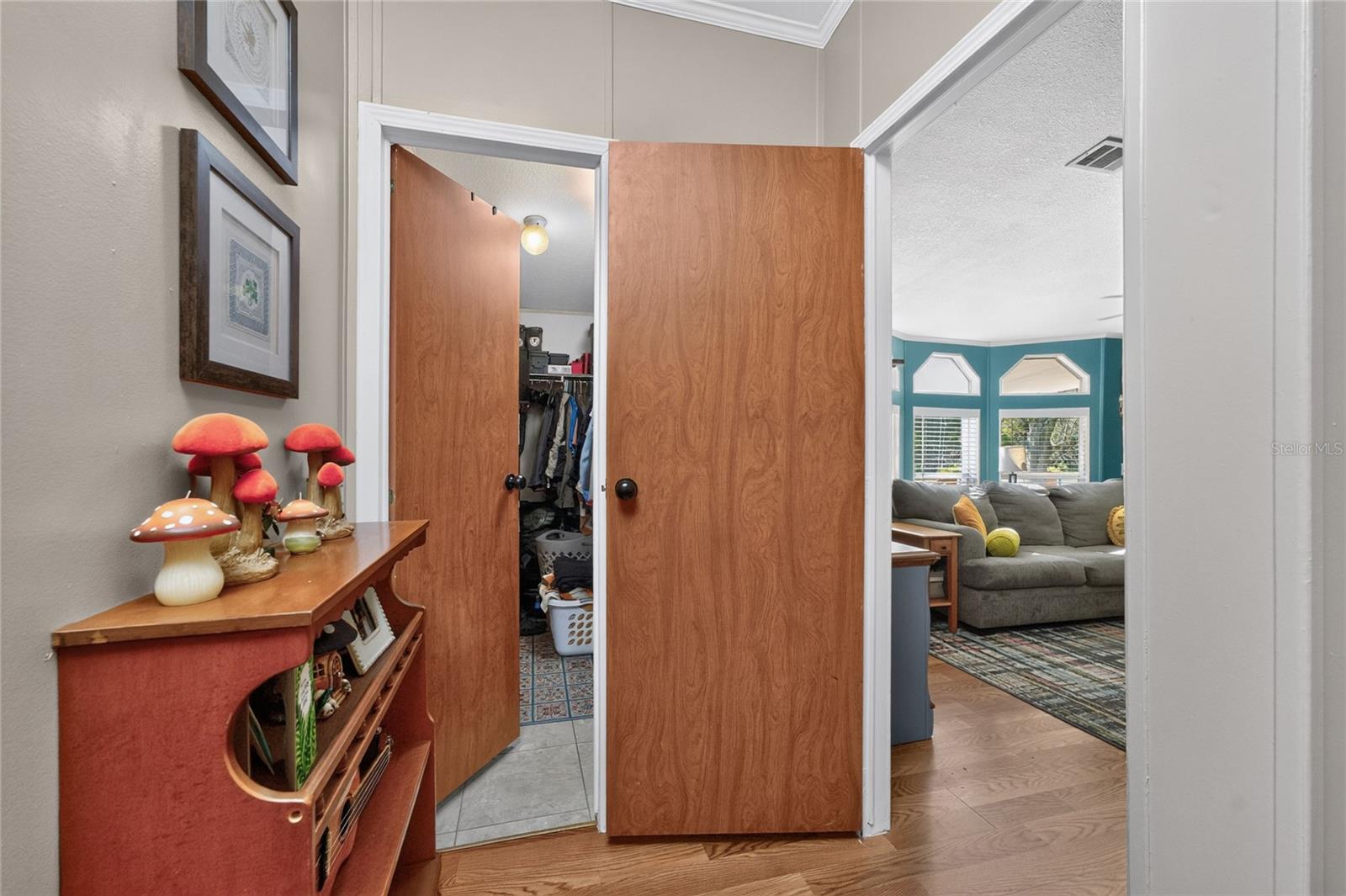 COUNTRY SHORES SEC 01 - Residential
