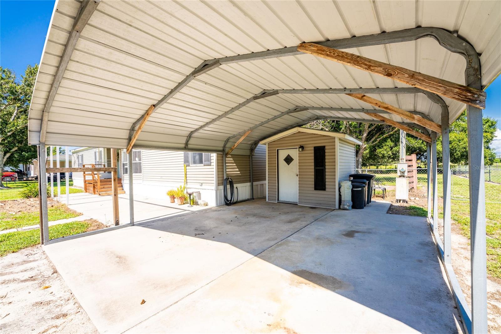 COUNTRY SHORES SEC 01 - Residential