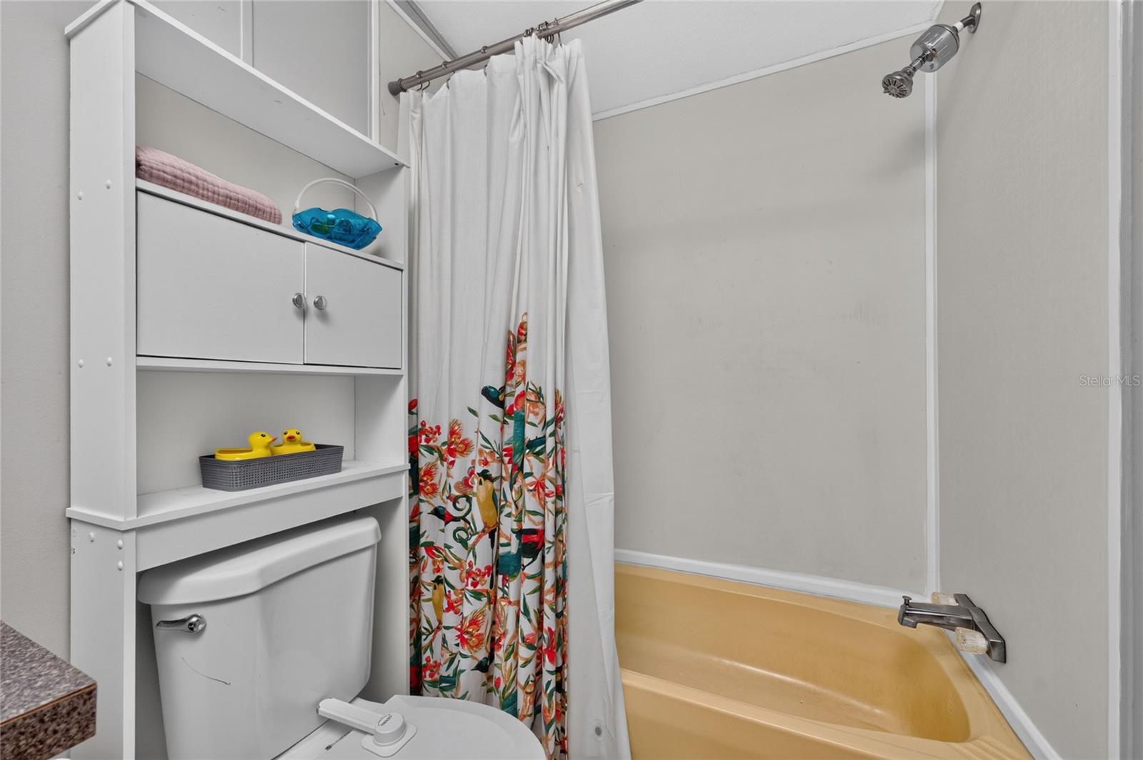 COUNTRY SHORES SEC 01 - Residential