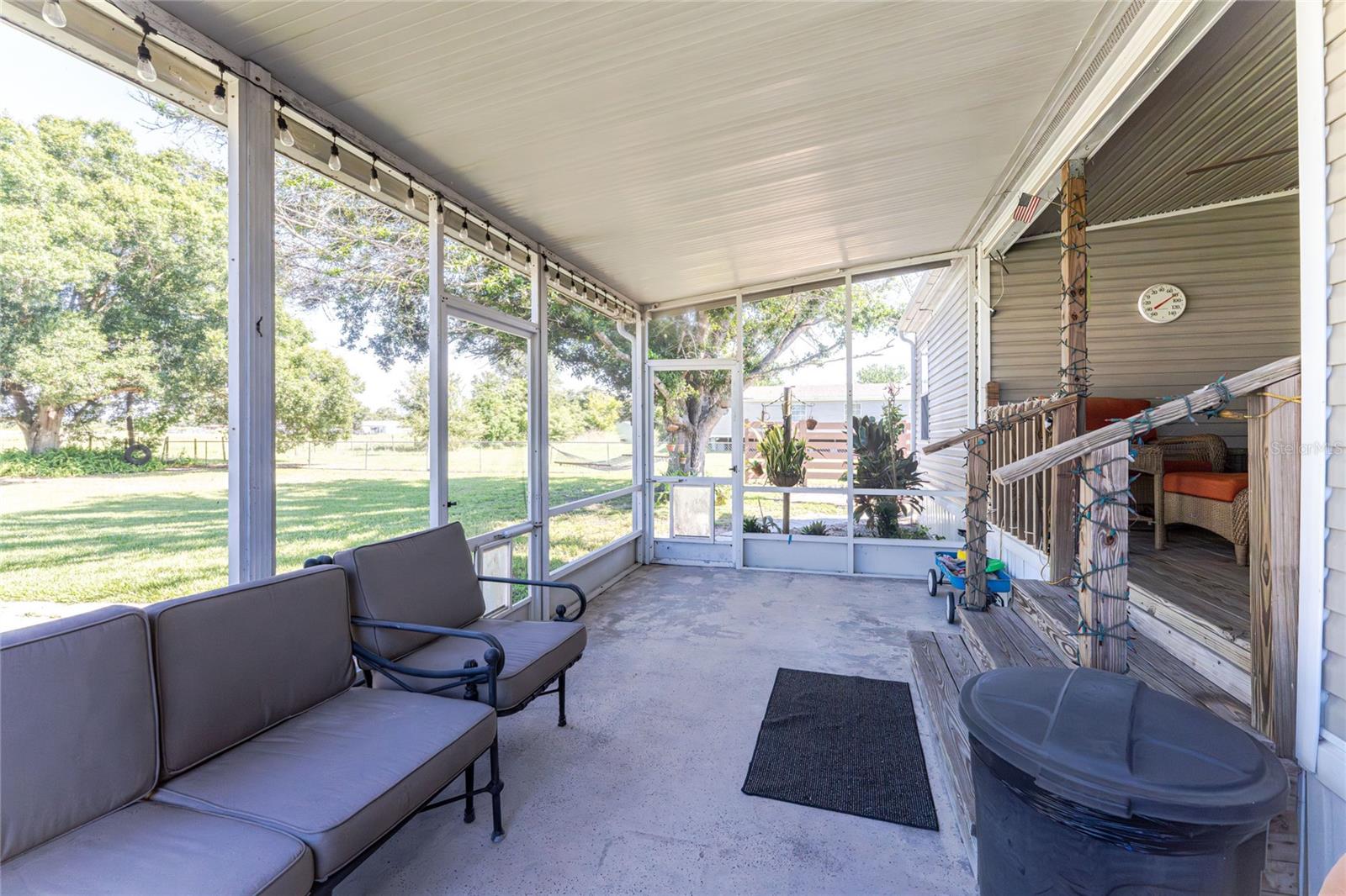 COUNTRY SHORES SEC 01 - Residential
