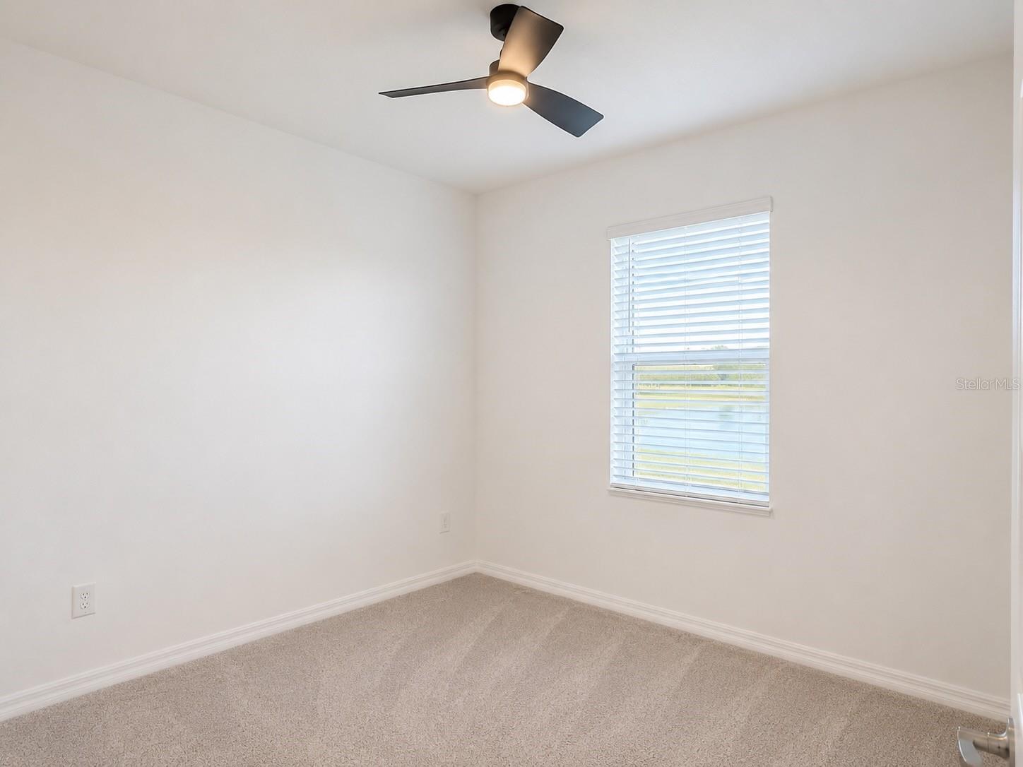 SUMMERWOODS - Residential Lease