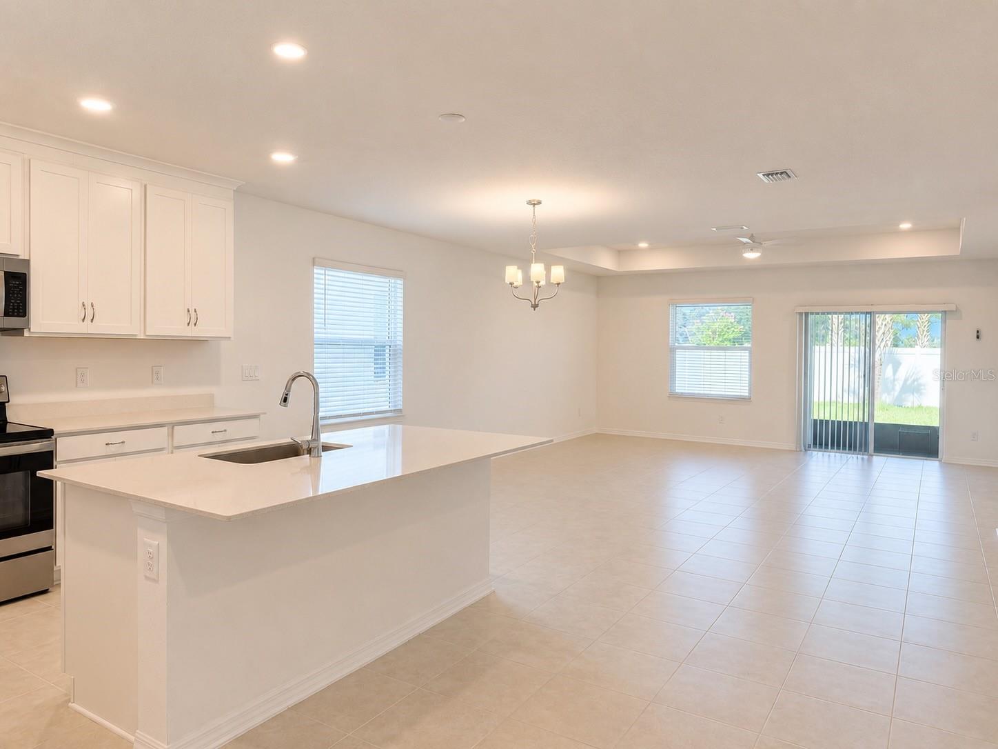 SUMMERWOODS - Residential Lease