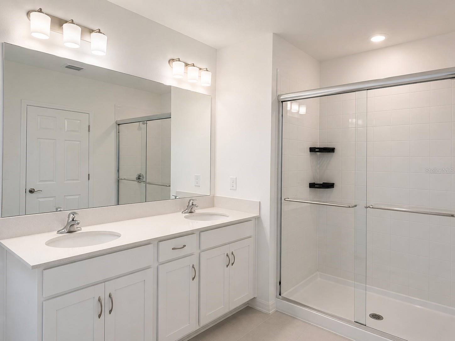 SUMMERWOODS - Residential Lease