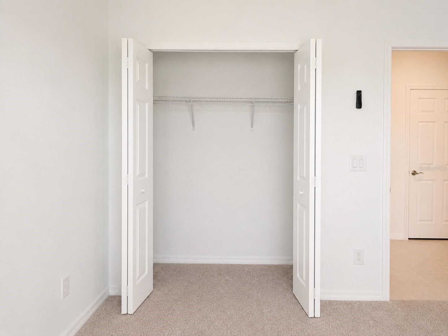 SUMMERWOODS - Residential Lease