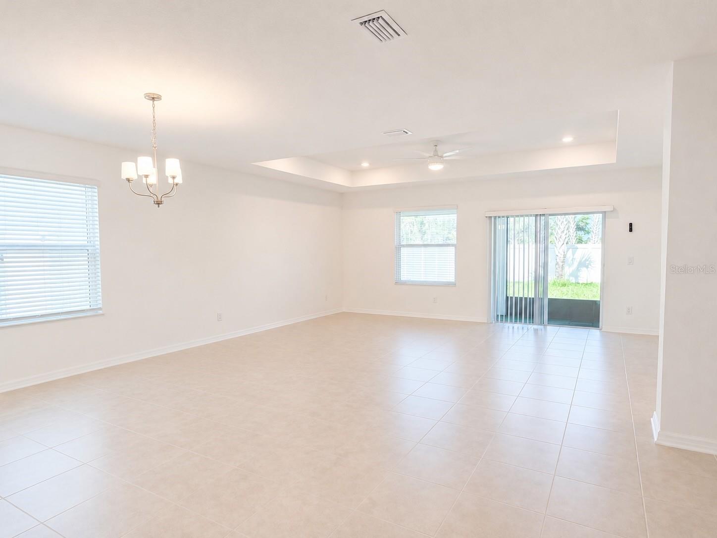 SUMMERWOODS - Residential Lease