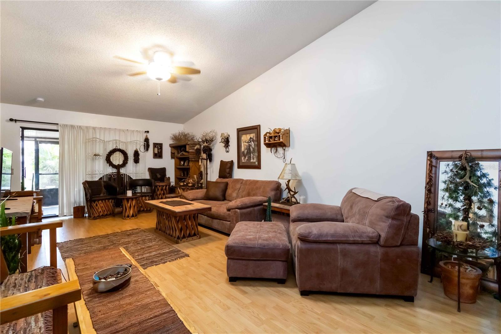 MEADOWCROFT SOUTH - Residential