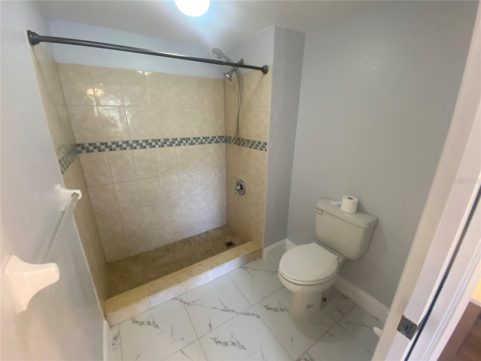 AUDUBON VLS/HUNTERS CRK CONDO - Residential
