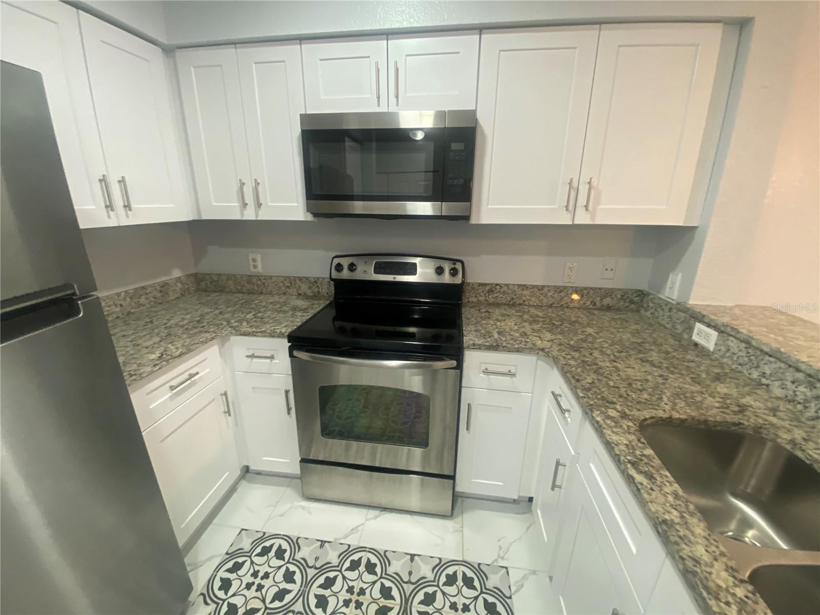 AUDUBON VLS/HUNTERS CRK CONDO - Residential