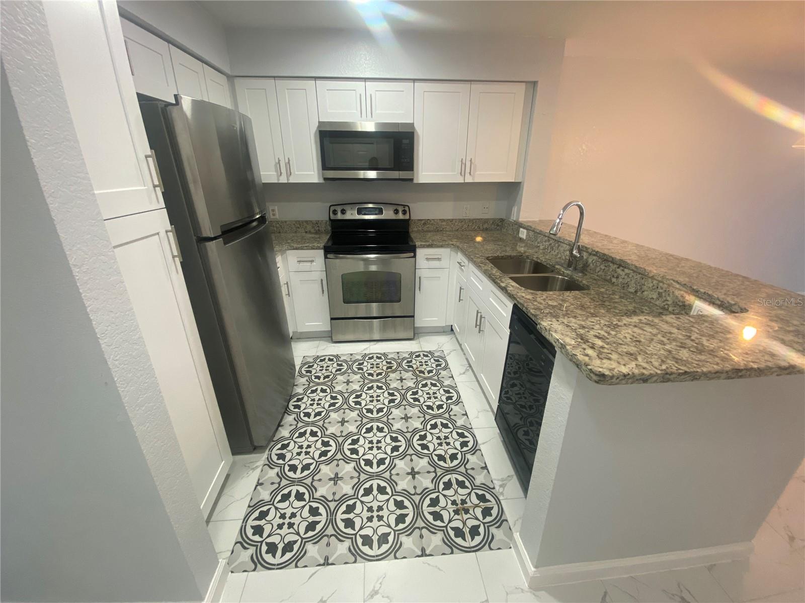 AUDUBON VLS/HUNTERS CRK CONDO - Residential