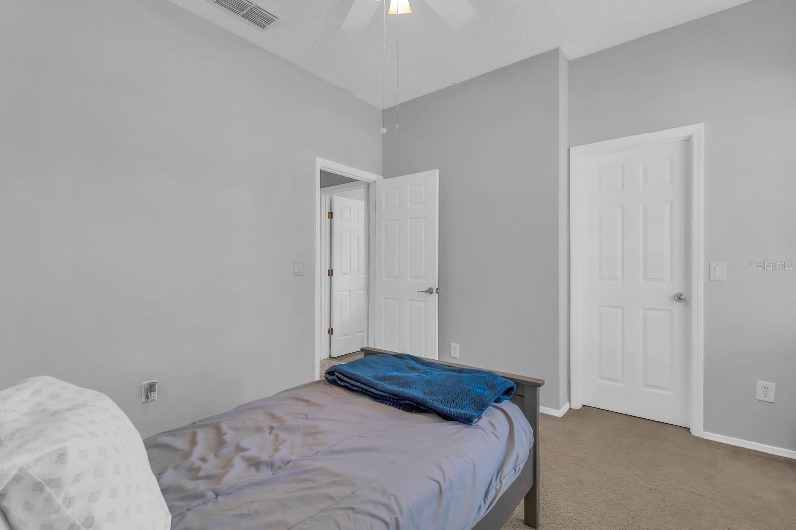 CHAPMAN GROVES - Residential