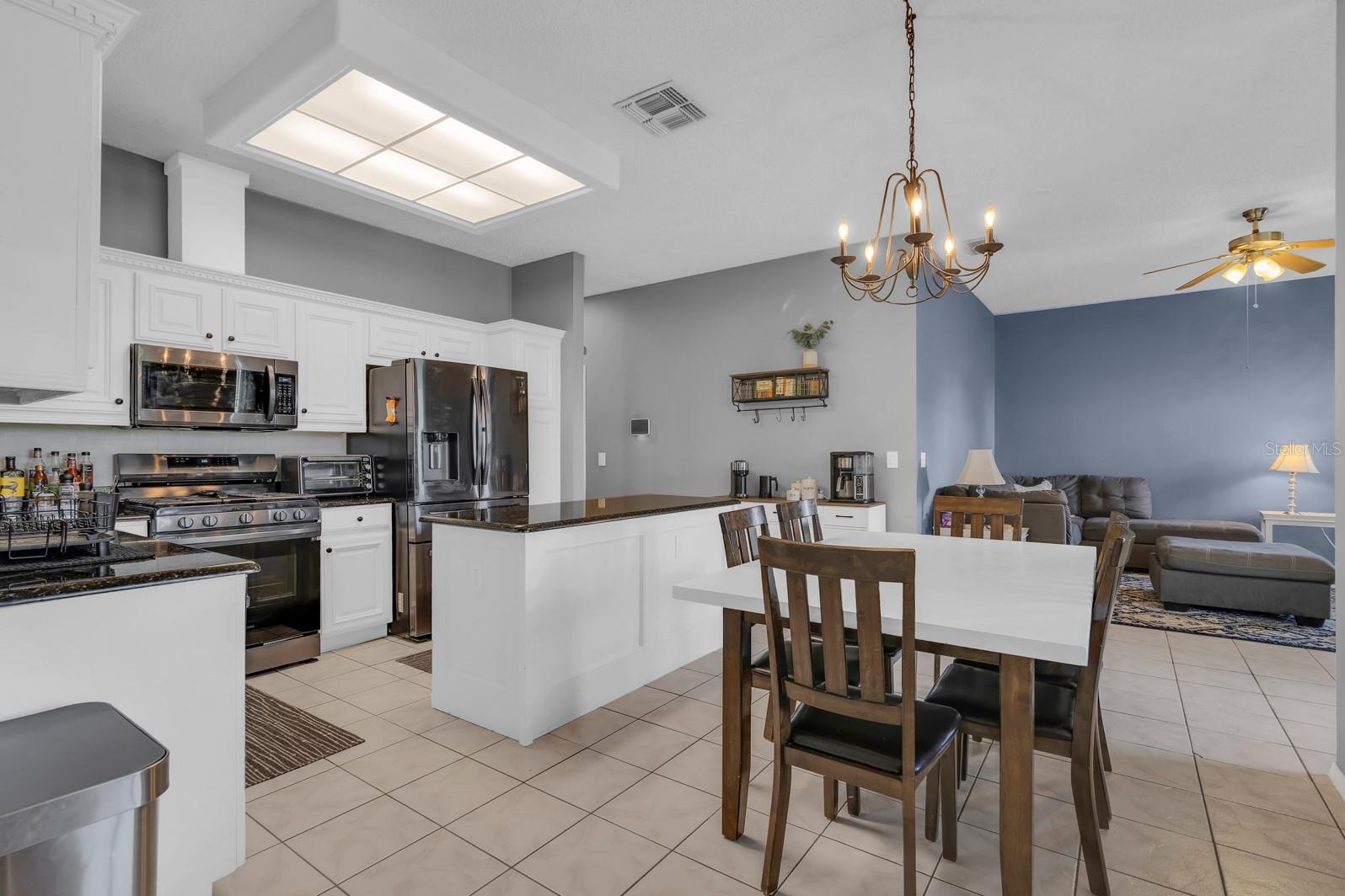 CHAPMAN GROVES - Residential