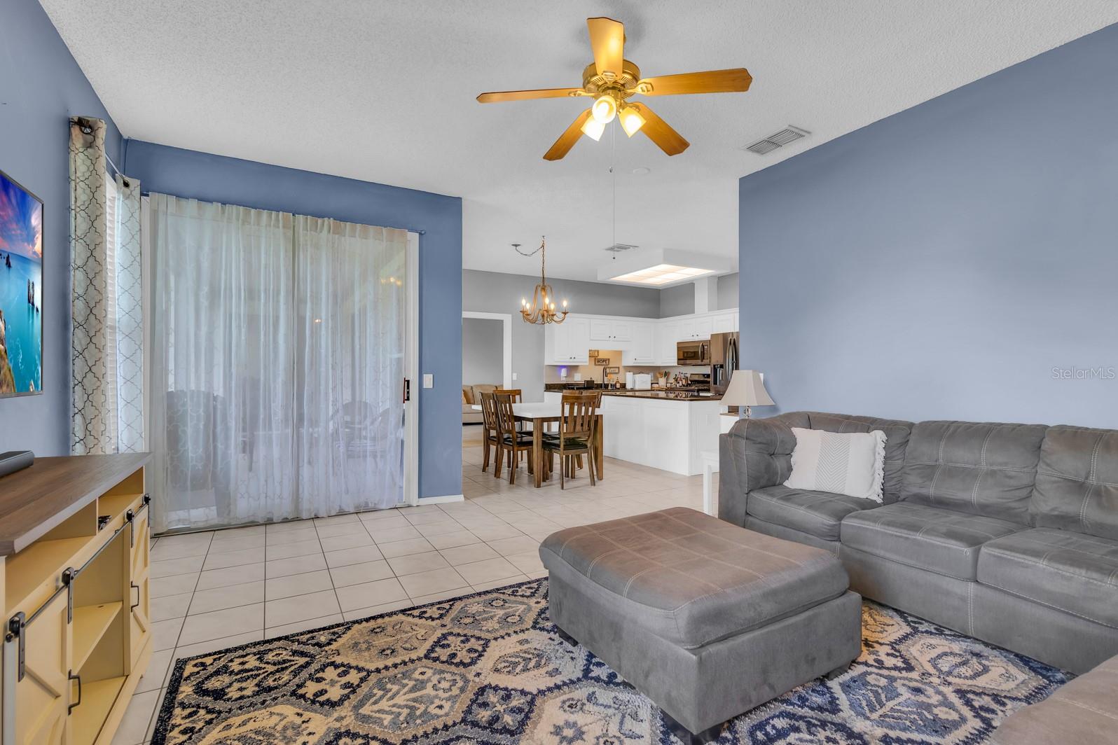 CHAPMAN GROVES - Residential