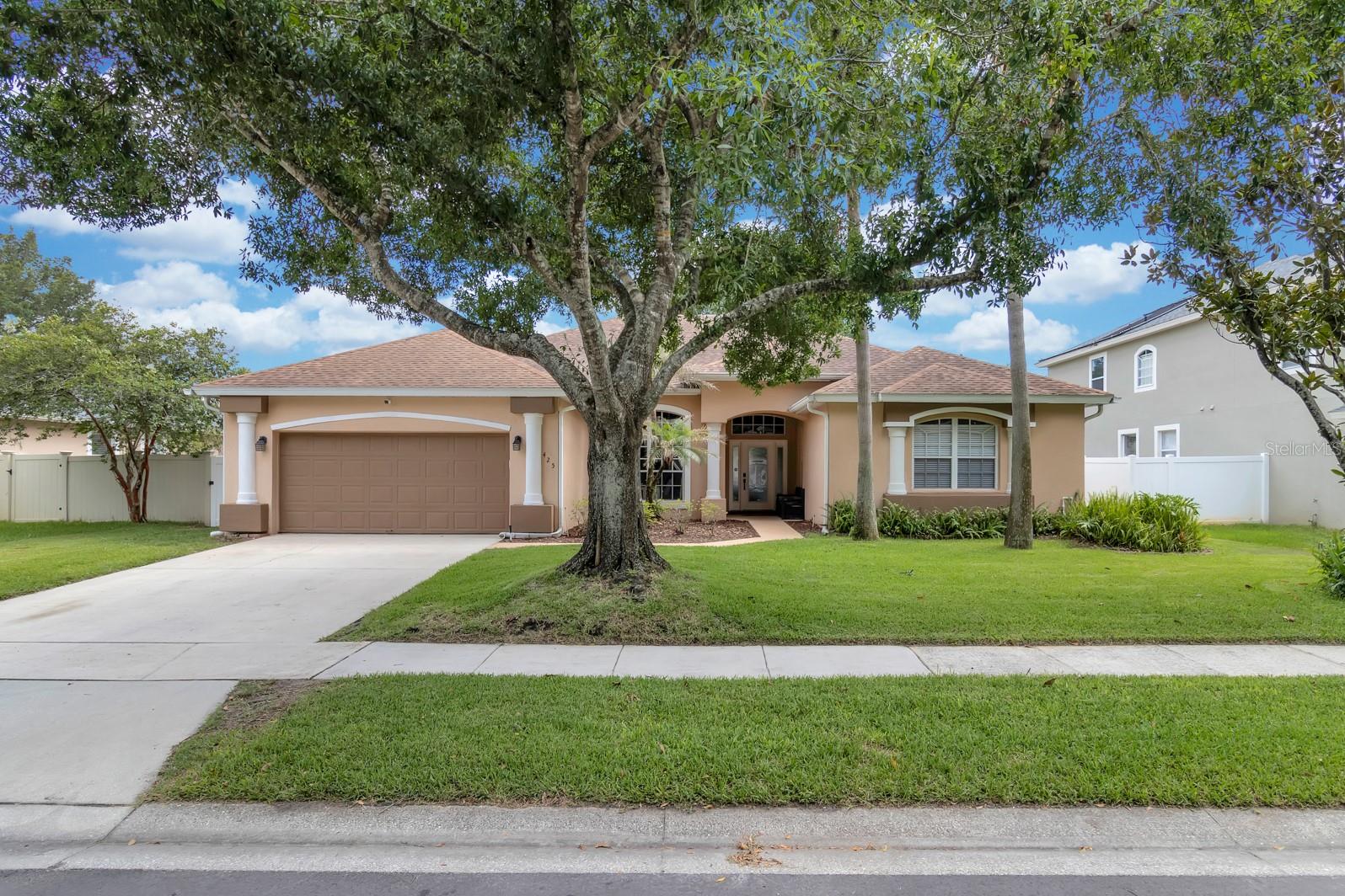 CHAPMAN GROVES - Residential