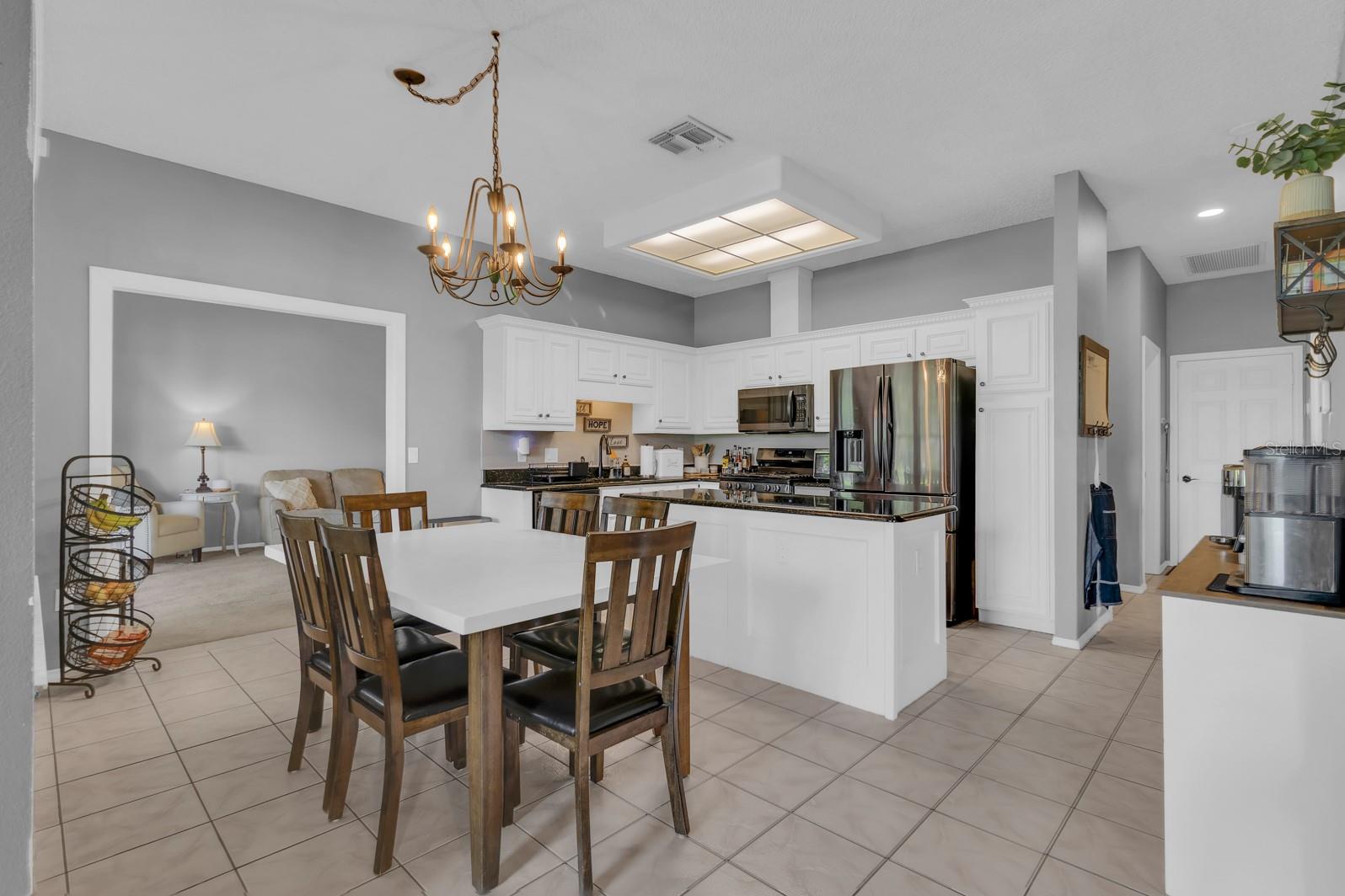 CHAPMAN GROVES - Residential