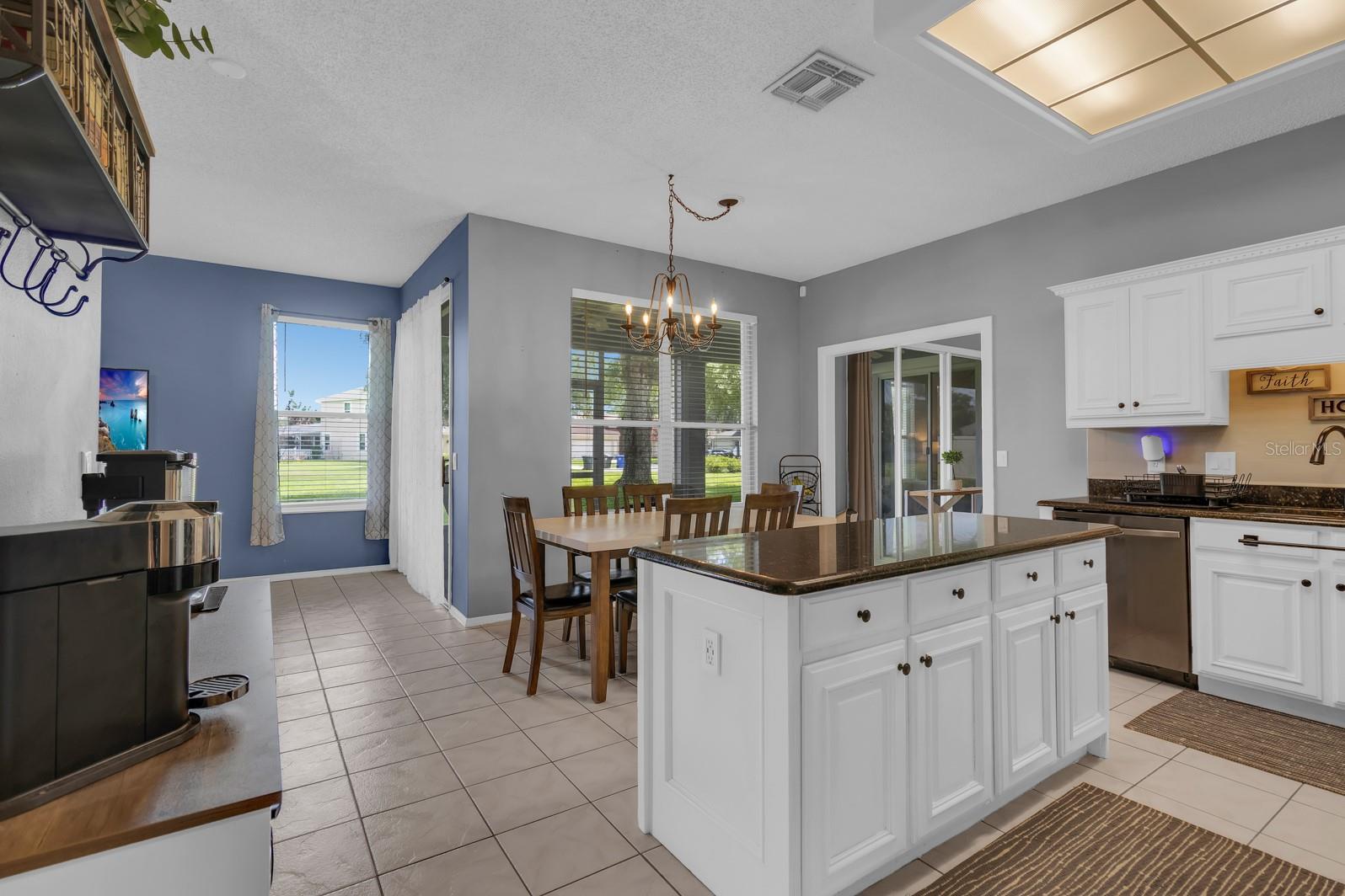 CHAPMAN GROVES - Residential