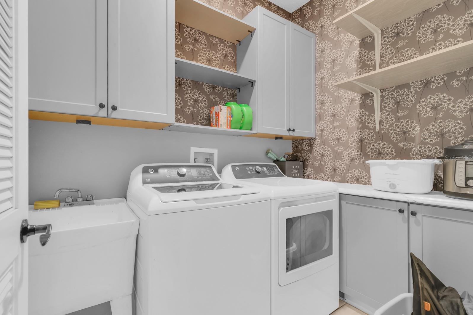 CHAPMAN GROVES - Residential