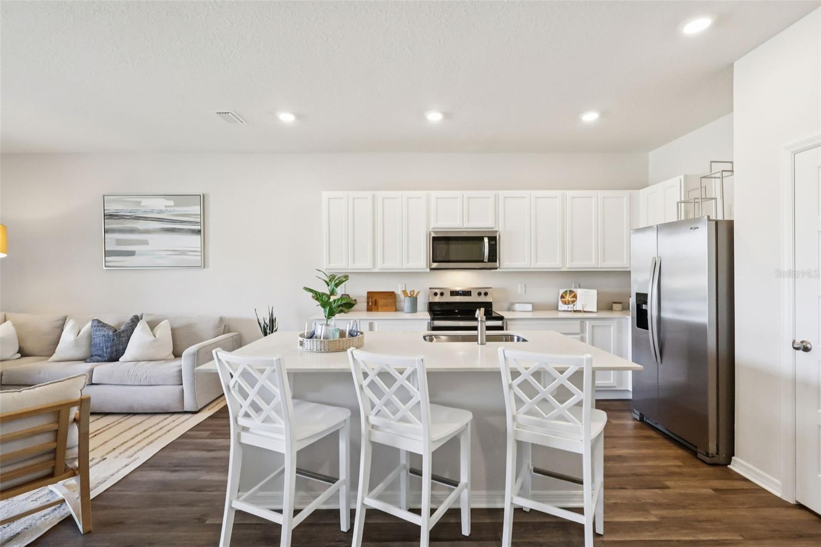 HARMONY ON LAKE ELOISE - Residential
