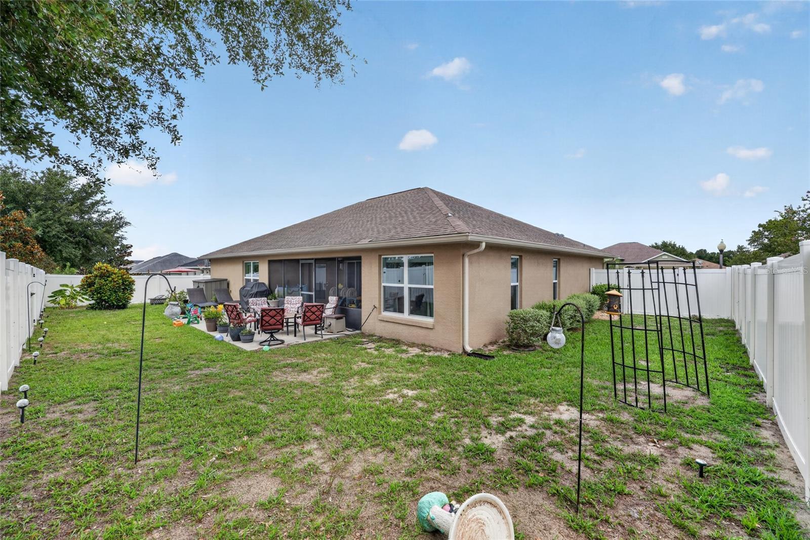 MEADOW GLEN UN 4 - Residential