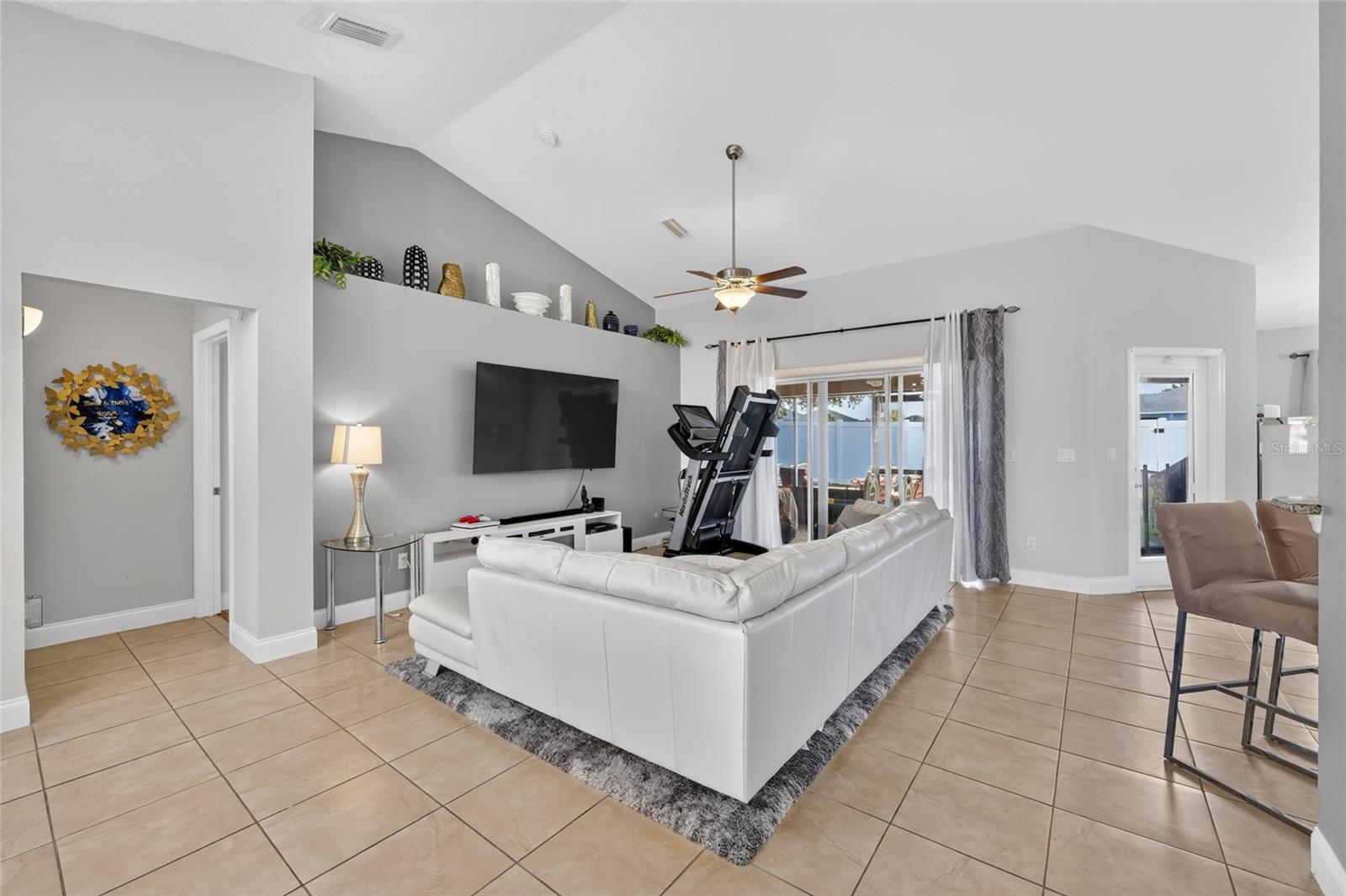 MEADOW GLEN UN 4 - Residential