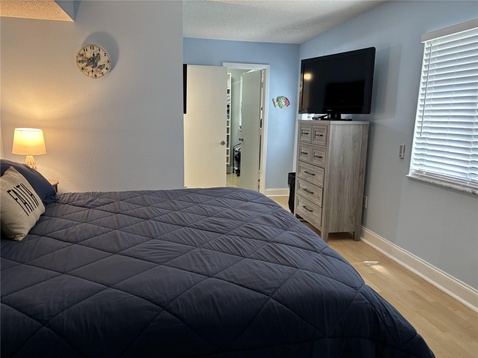 MACARTHUR BEACH - Residential