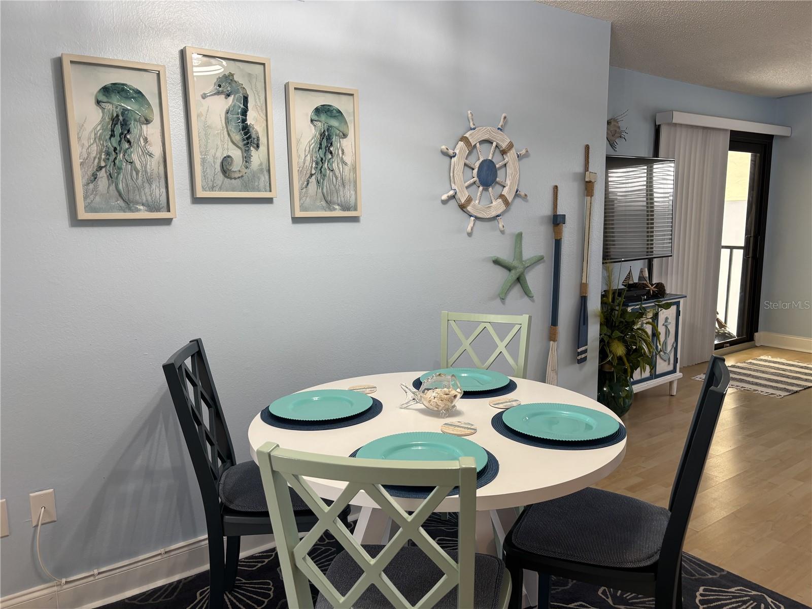 MACARTHUR BEACH - Residential