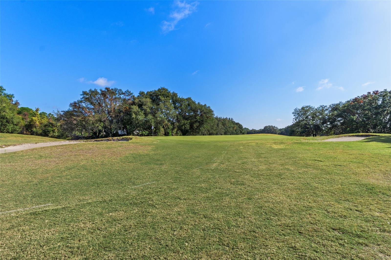 SILVERTHORN PH 1 - Commercial Sale