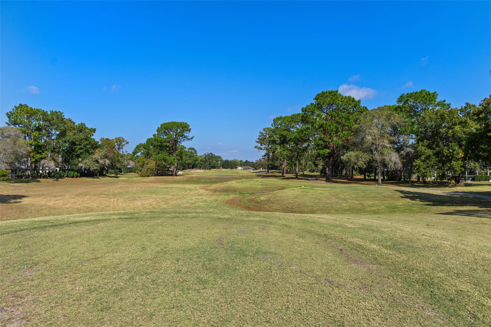 SILVERTHORN PH 1 - Commercial Sale