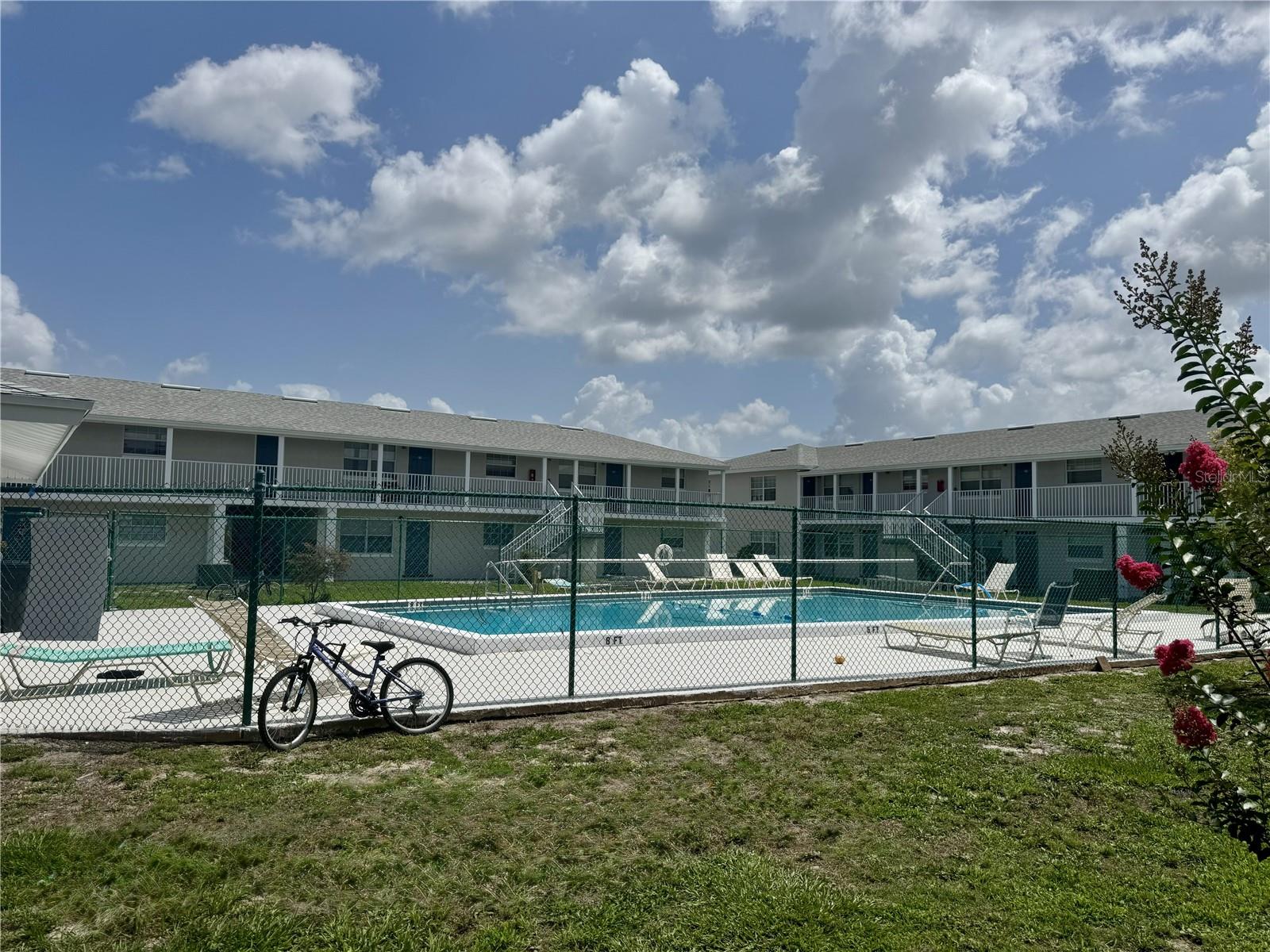 MOUNT DORA MOUNT DORA COMMONS CONDO - Residential