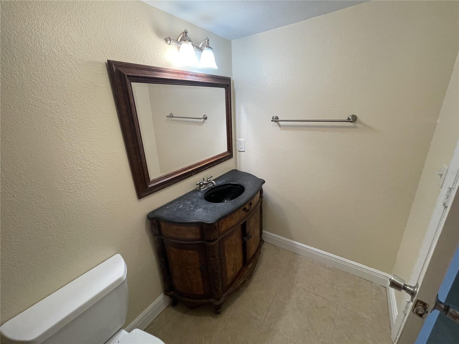 MOUNT DORA MOUNT DORA COMMONS CONDO - Residential