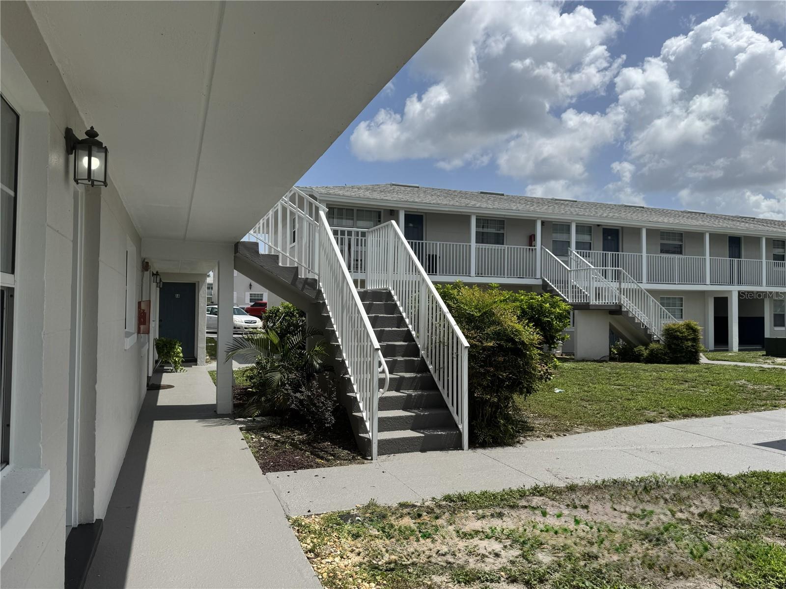 MOUNT DORA MOUNT DORA COMMONS CONDO - Residential