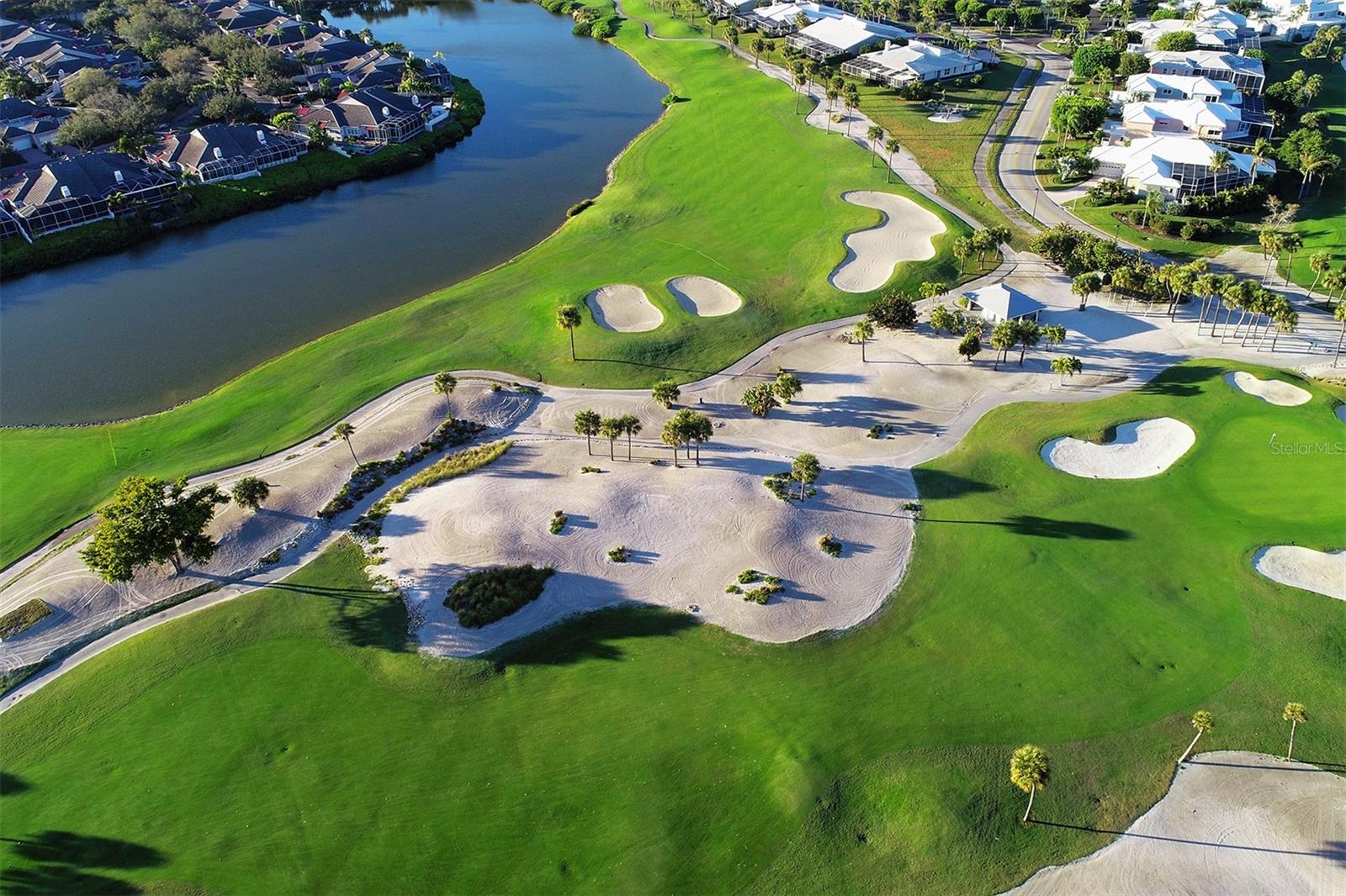BAY ISLES - Residential