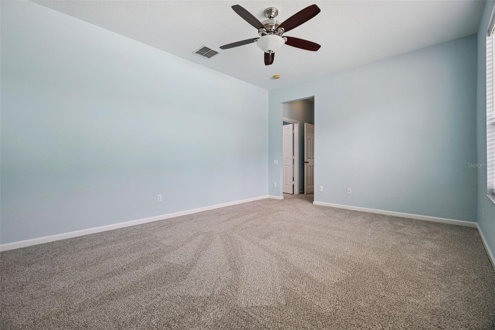 LAKES/WINDERMERE-PEACHTREE - Residential