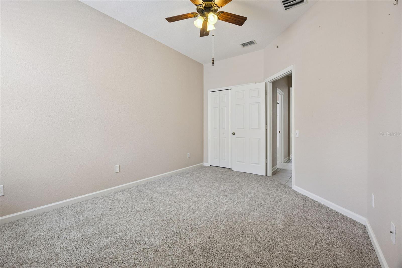 LAKES/WINDERMERE-PEACHTREE - Residential