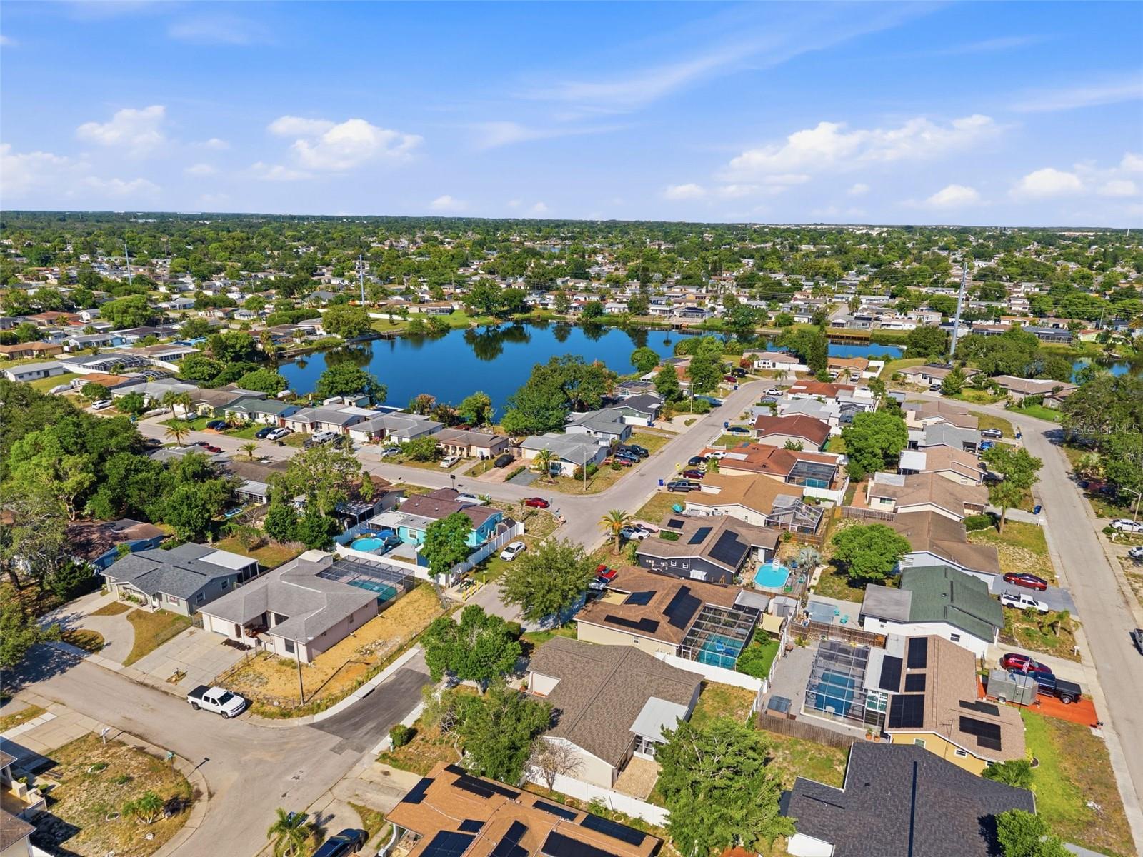 THE LAKES - Residential